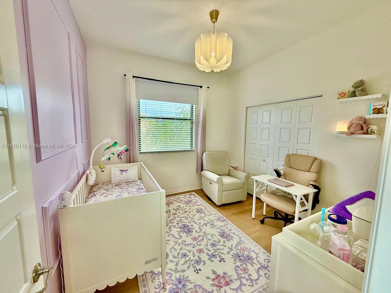 CHAMPION LAKES - Residential