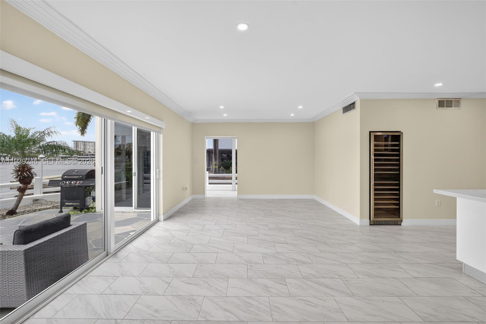 GOLDEN BAY TOWERS CO-OP - Residential