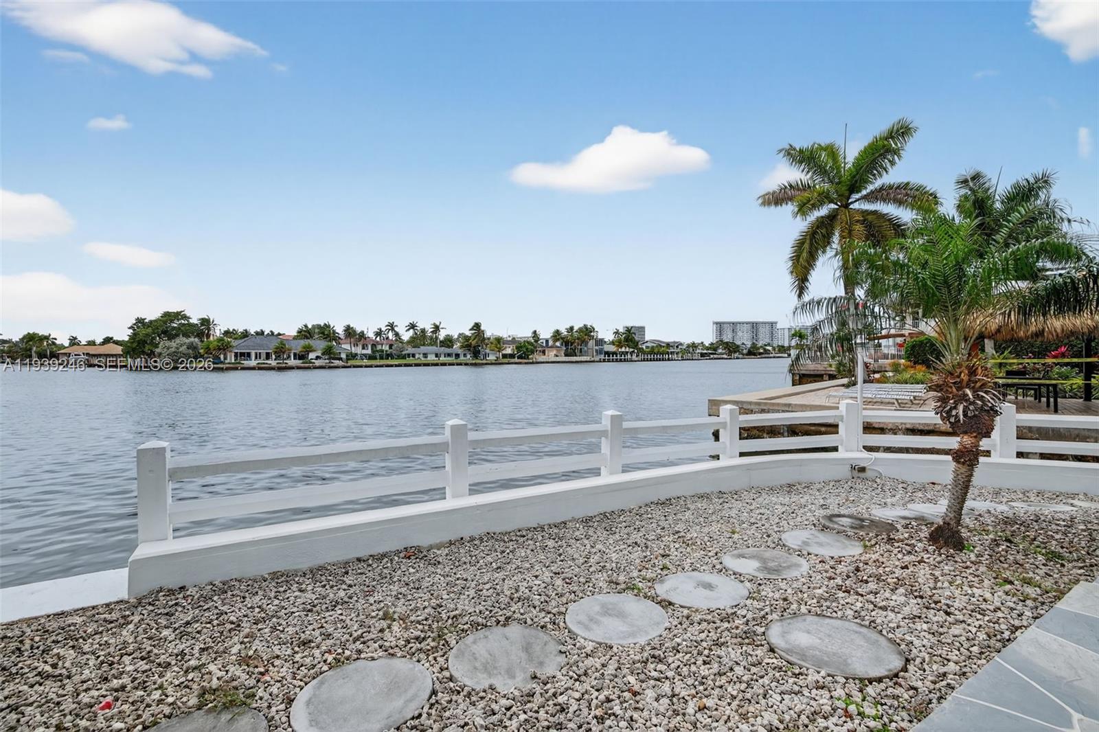 GOLDEN BAY TOWERS CO-OP - Residential