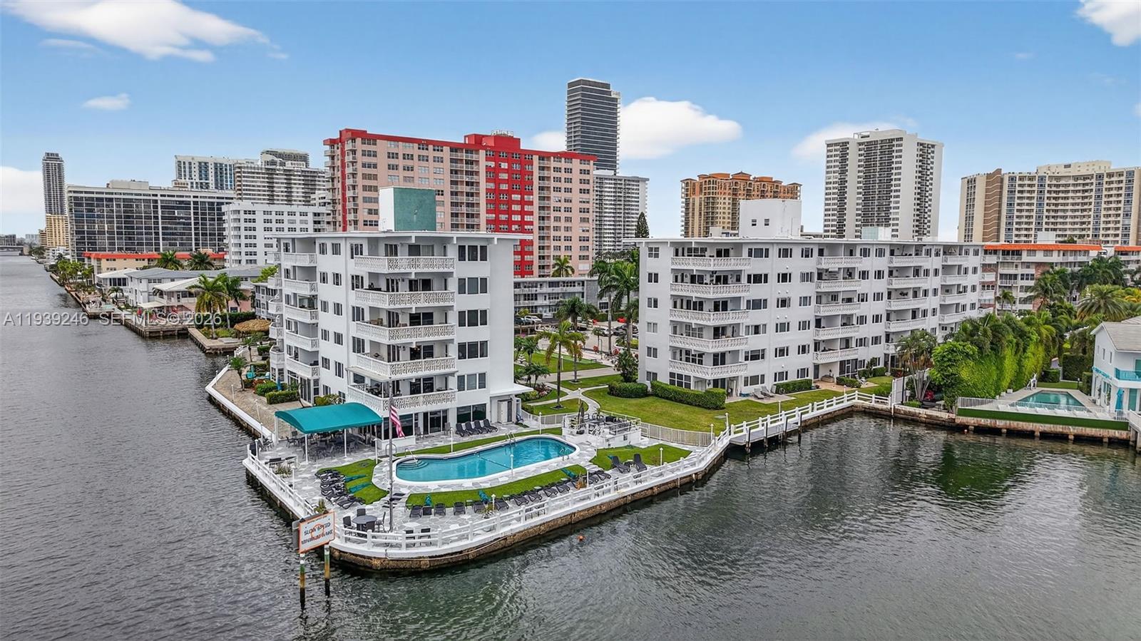 GOLDEN BAY TOWERS CO-OP - Residential