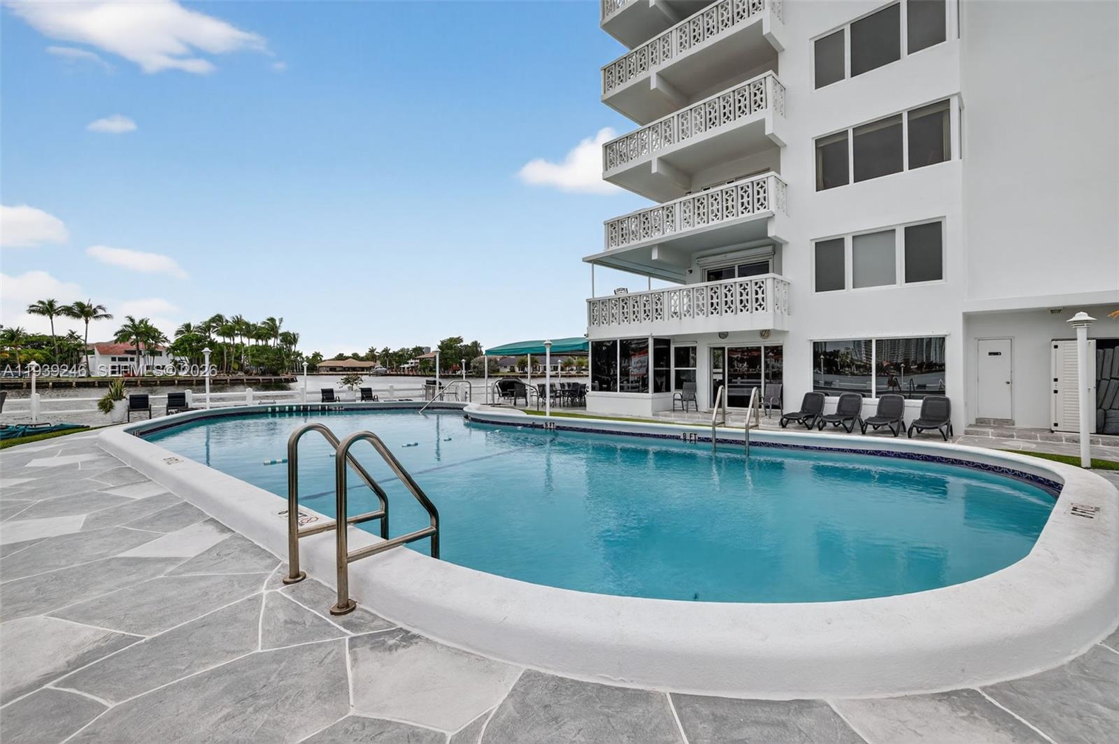 GOLDEN BAY TOWERS CO-OP - Residential