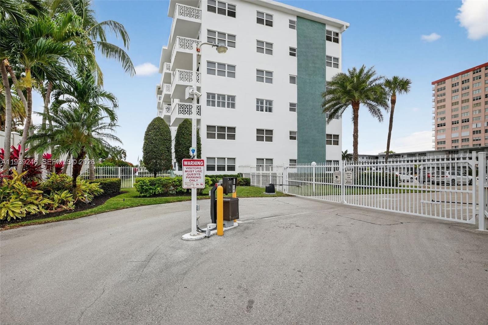 GOLDEN BAY TOWERS CO-OP - Residential