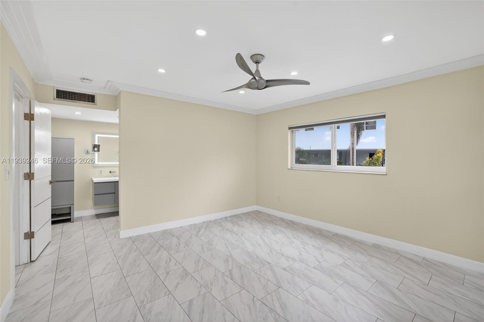 GOLDEN BAY TOWERS CO-OP - Residential