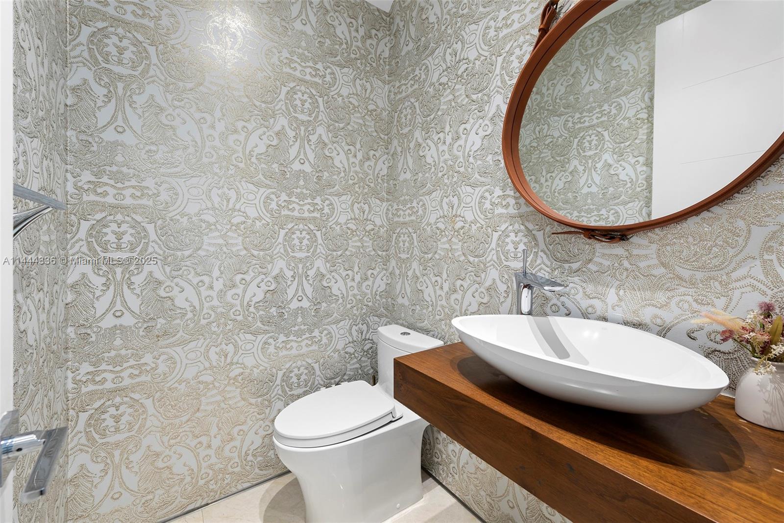 HIGH PINES REV PLAT OF 2N - Residential