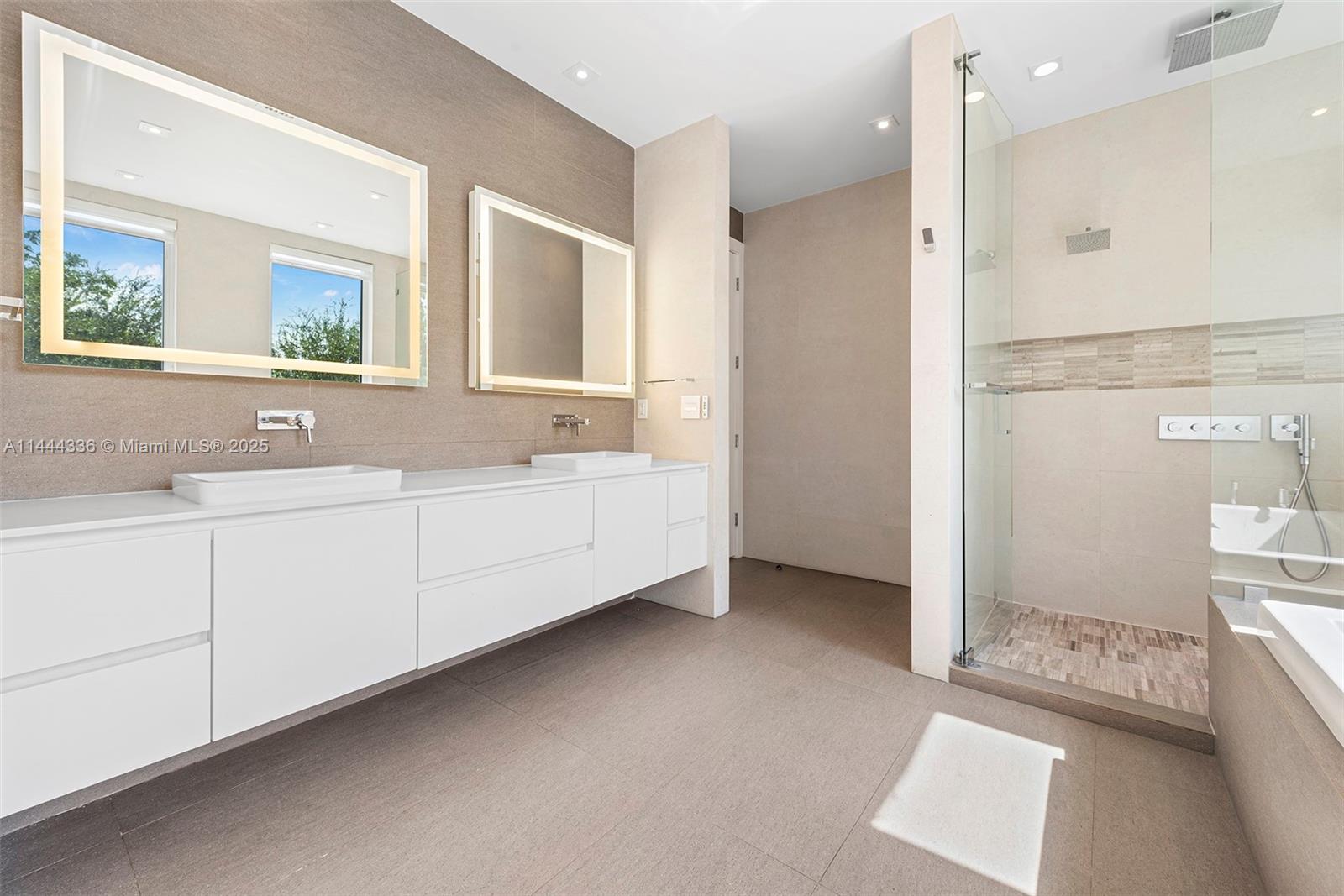 HIGH PINES REV PLAT OF 2N - Residential