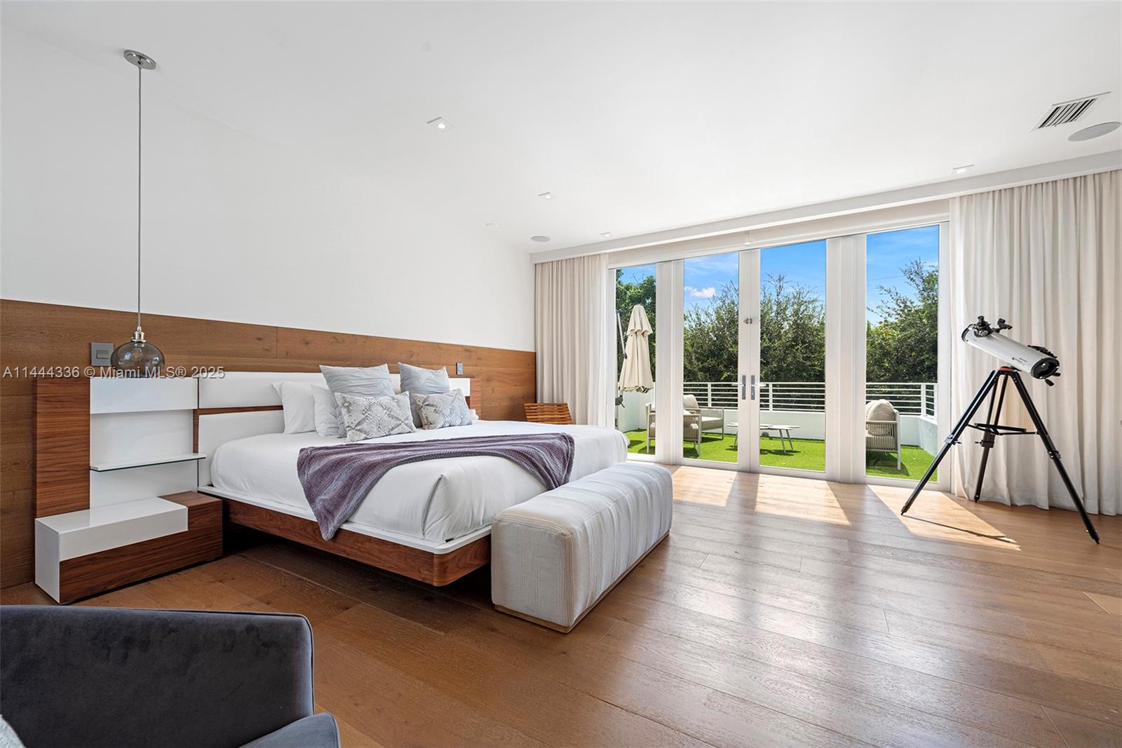 HIGH PINES REV PLAT OF 2N - Residential