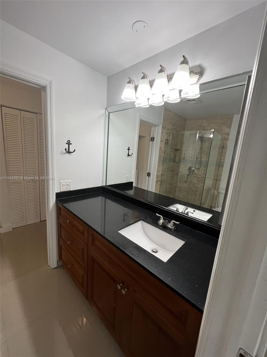 BOCA RIDGE CONDO - Residential Lease