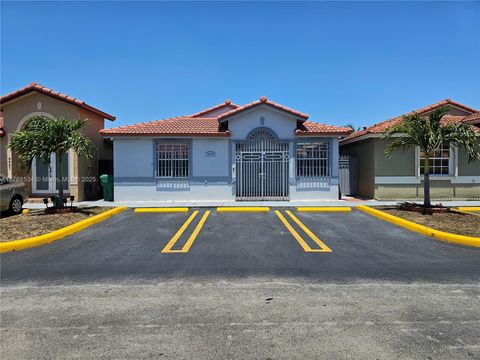 8905 NW 121st st 0 Hialeah Gardens FL 33018