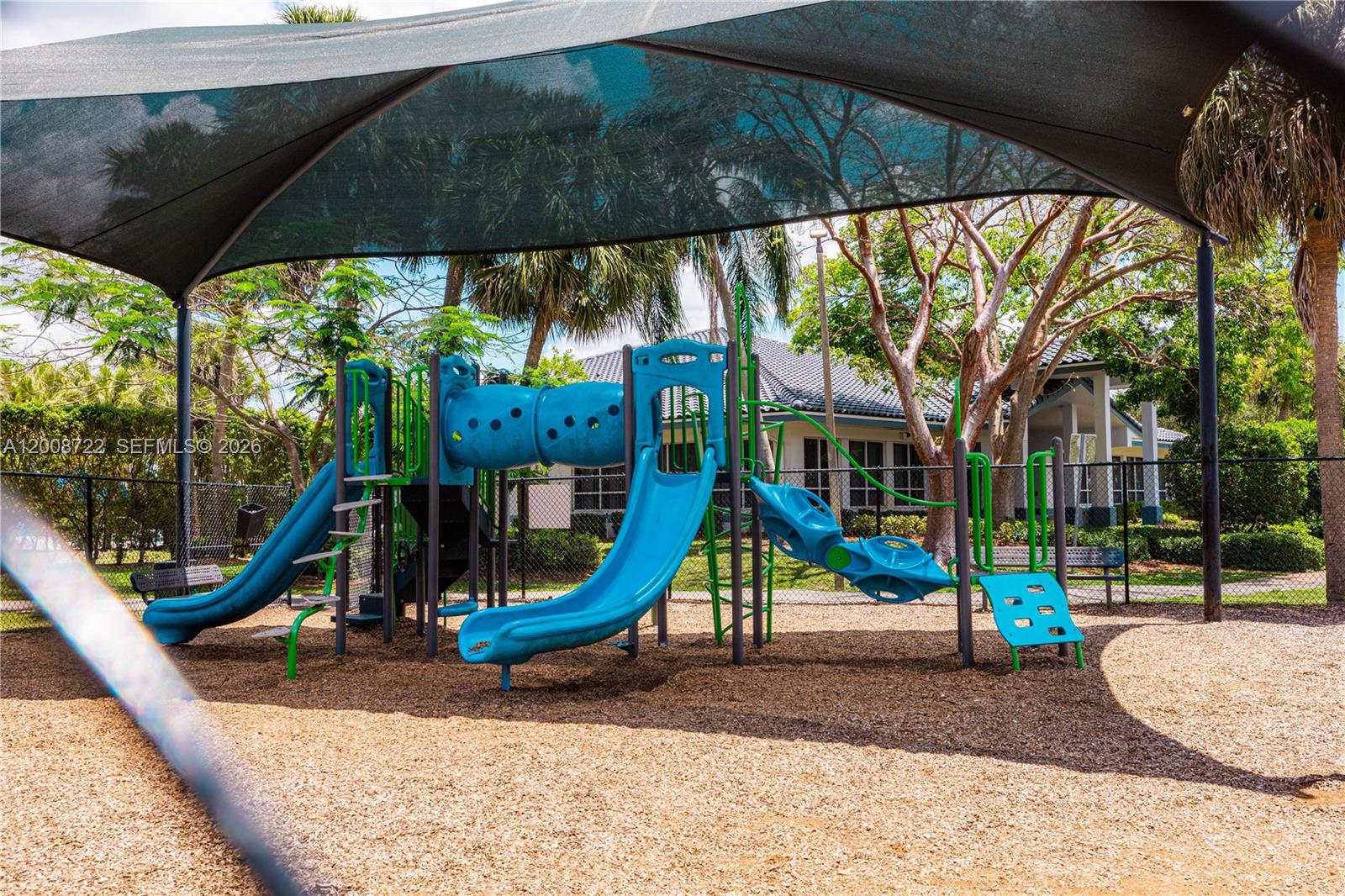 CHAPEL TRAIL REPLAT - Residential