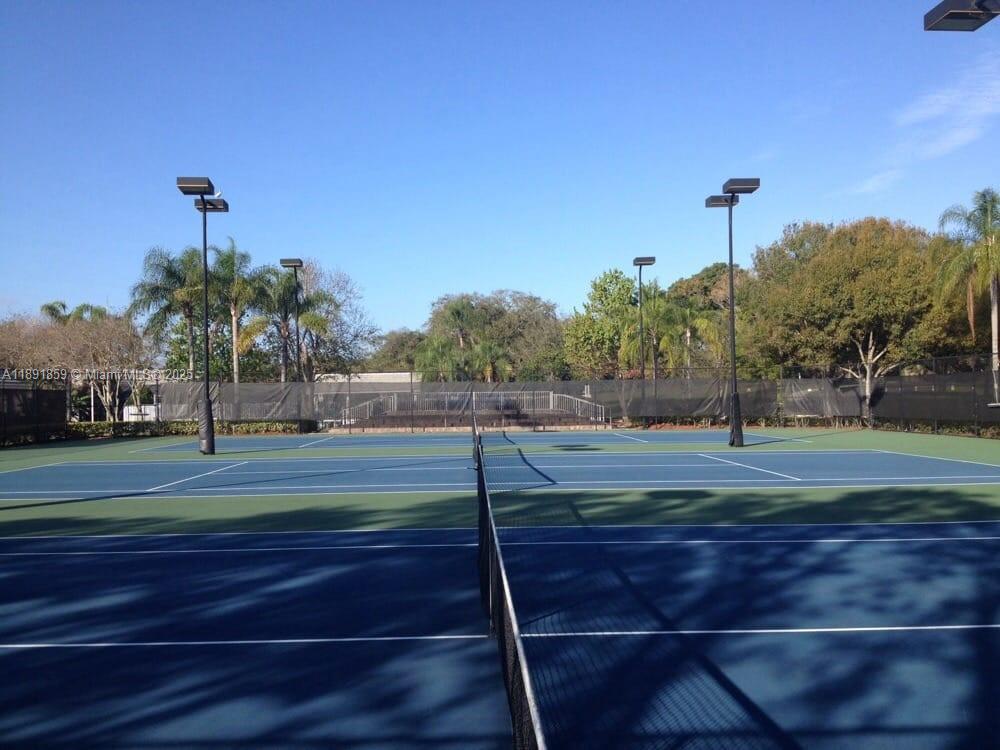 FOREST RIDGE PATIO HOMES - Residential Lease