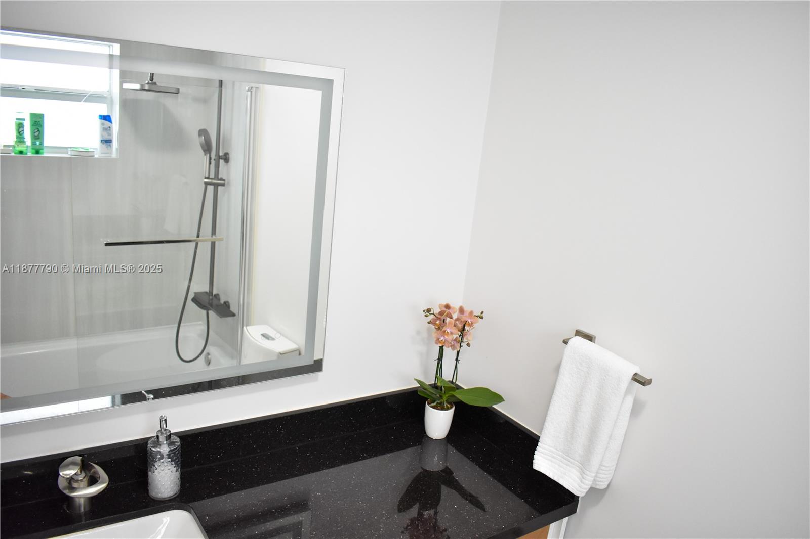 LA BEAU ACRES FIRST UNIT - Residential