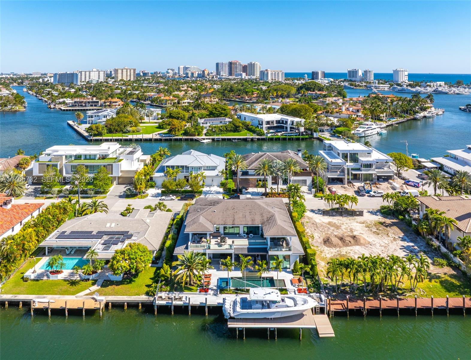 ISLA BAHIA - Residential