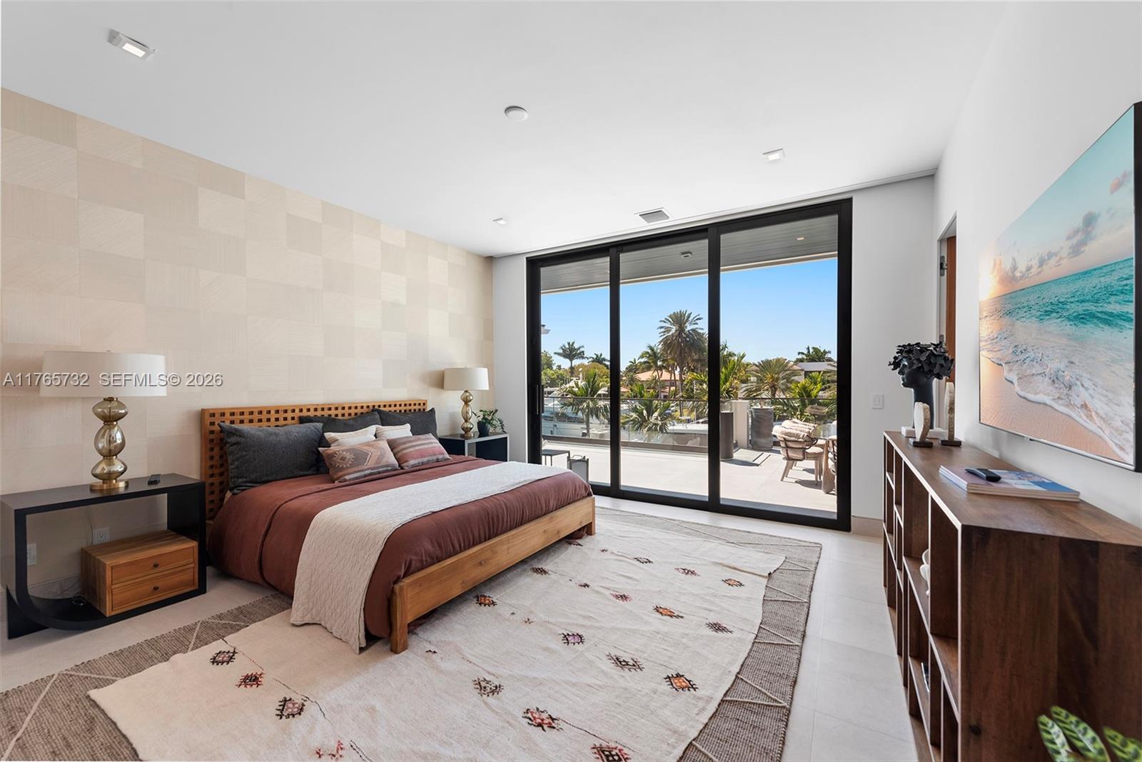 ISLA BAHIA - Residential