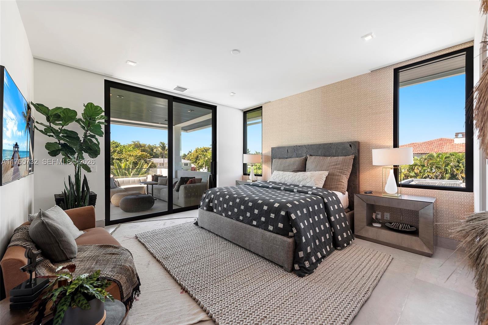 ISLA BAHIA - Residential