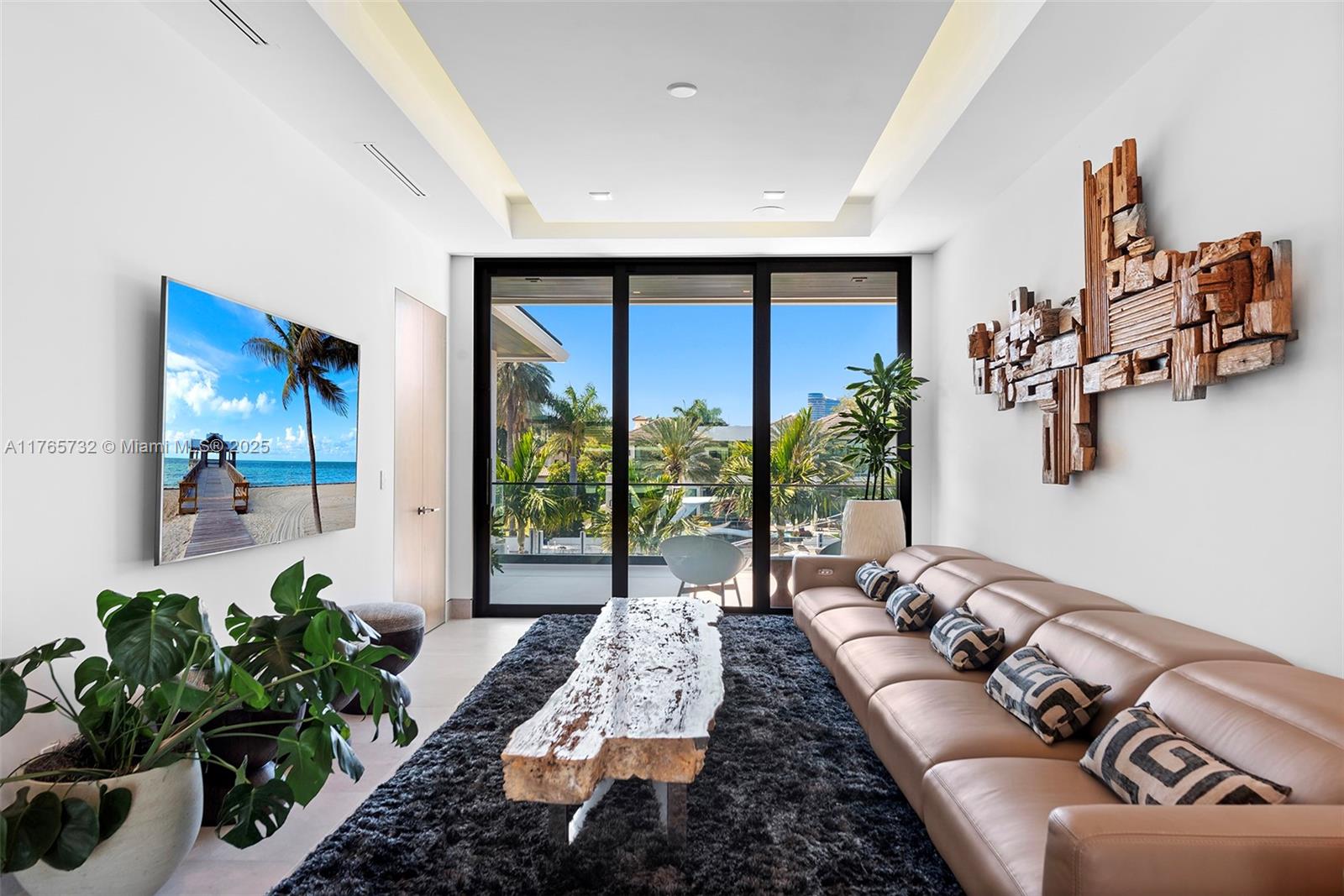 ISLA BAHIA - Residential