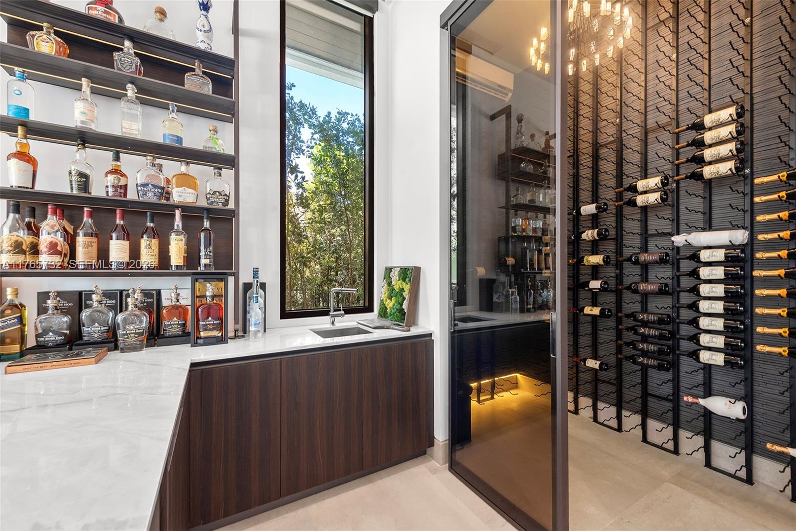 ISLA BAHIA - Residential