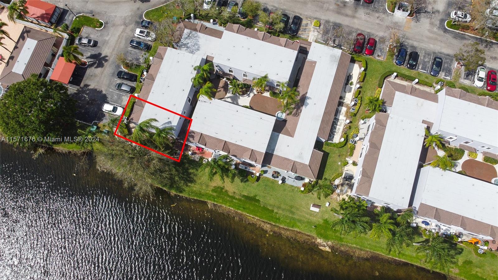 PEMBROKE LAKES SEC EIGHT - Residential Lease