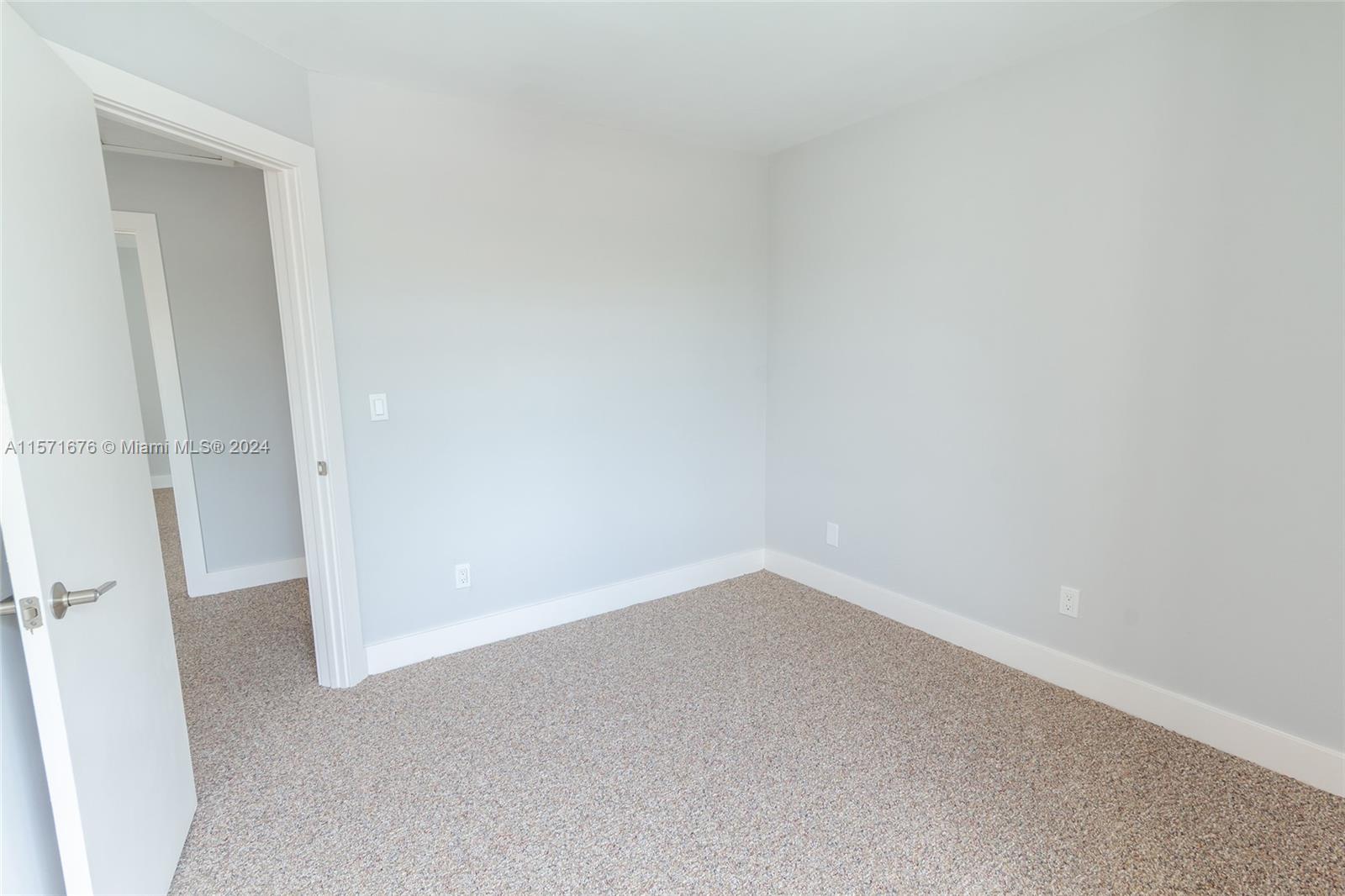 PEMBROKE LAKES SEC EIGHT - Residential Lease
