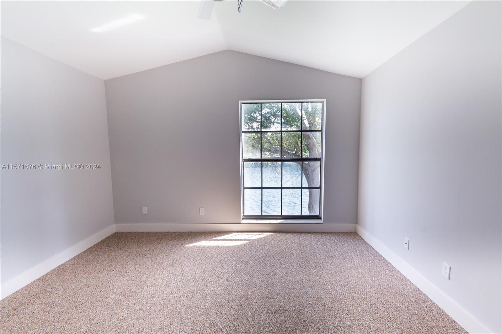 PEMBROKE LAKES SEC EIGHT - Residential Lease