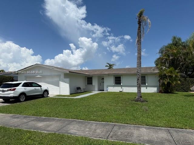 Must see to appreciate this Nice spacious home located in Winston Park. Home features a new A/C Unit, spacious rooms with spacious closets. It offers a nice size yard and accordion shutters. Tenant occupied until the end of October.