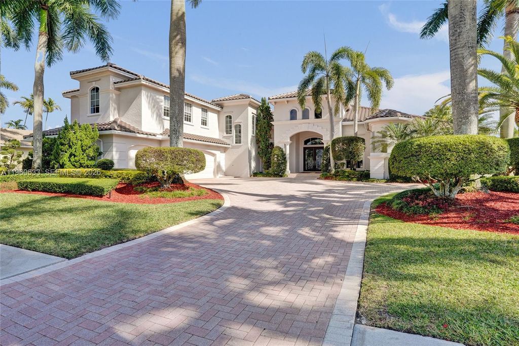 Photo of 2539 Royal Palm Way, Weston, FL 33327 (MLS # A11960533)