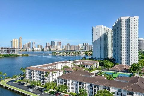 A home in Aventura