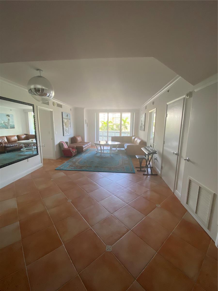 BEACH CLUB CONDO - Residential