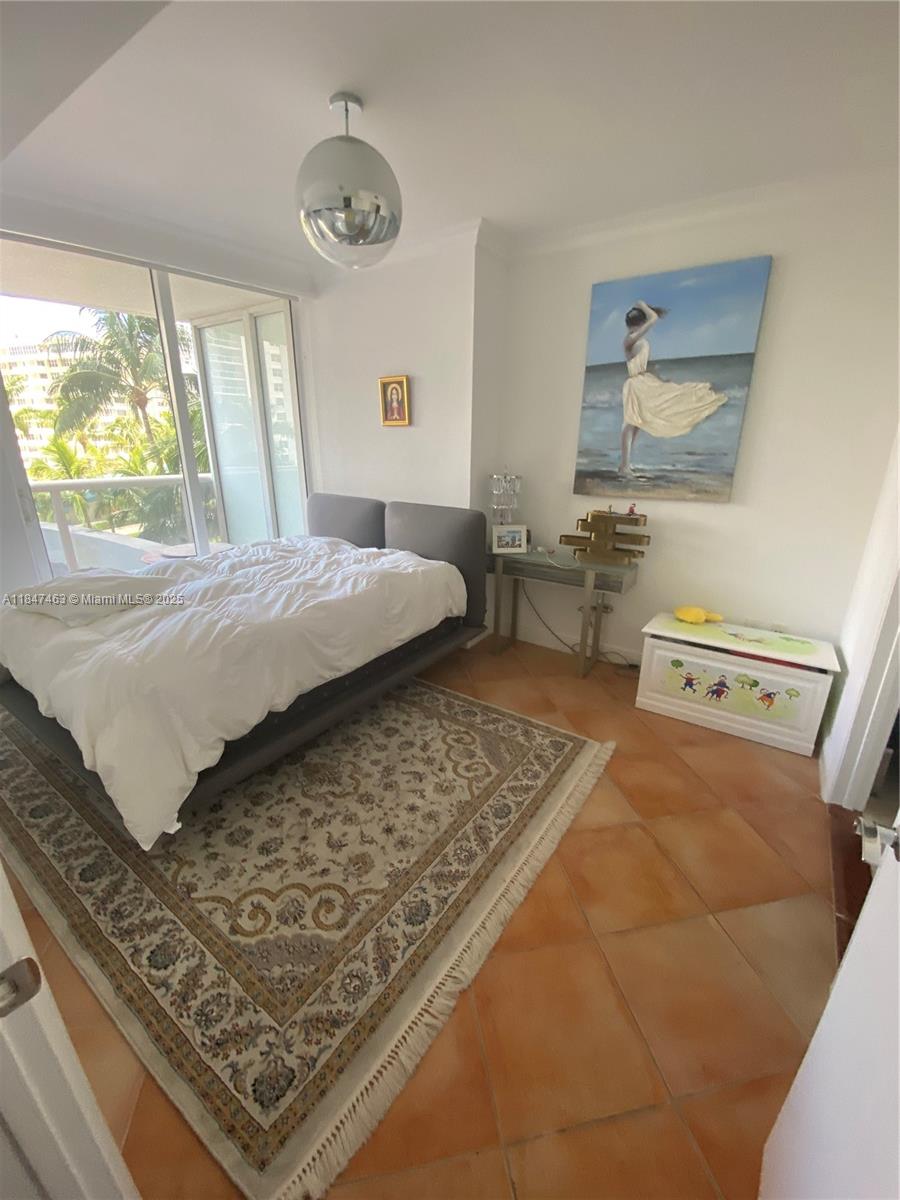 BEACH CLUB CONDO - Residential