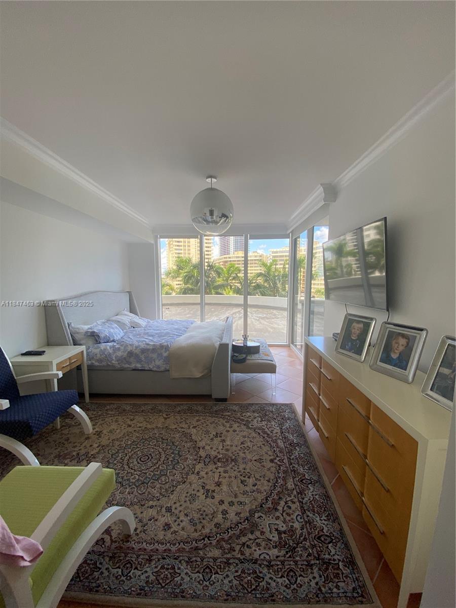 BEACH CLUB CONDO - Residential