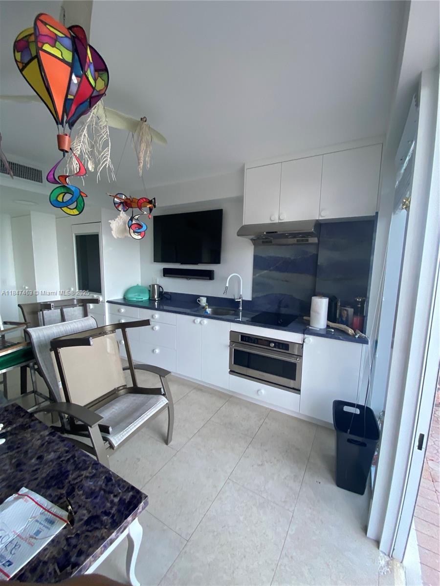 BEACH CLUB CONDO - Residential