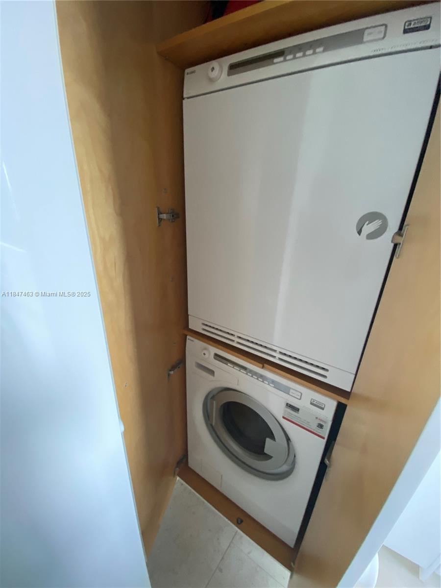 BEACH CLUB CONDO - Residential