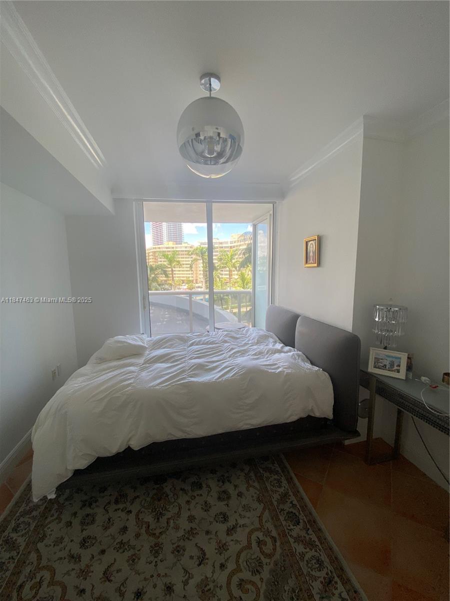 BEACH CLUB CONDO - Residential