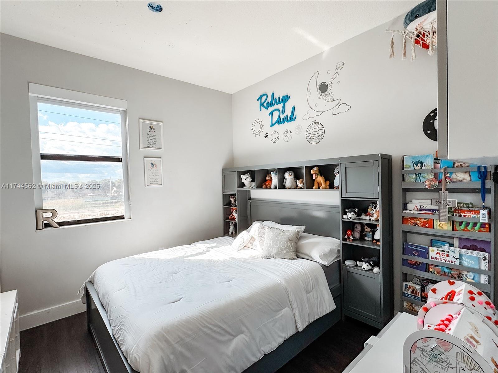 HIGHLAND AT PARK CENTRAL - Residential