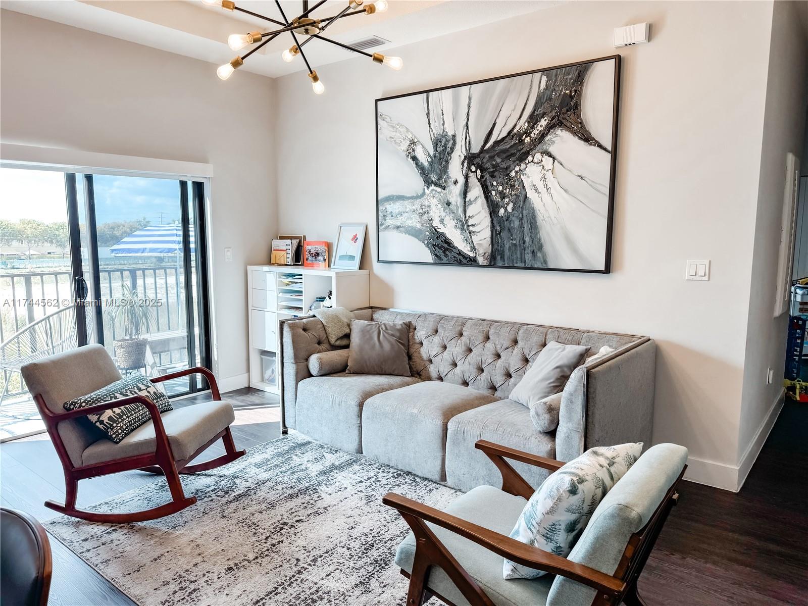 HIGHLAND AT PARK CENTRAL - Residential