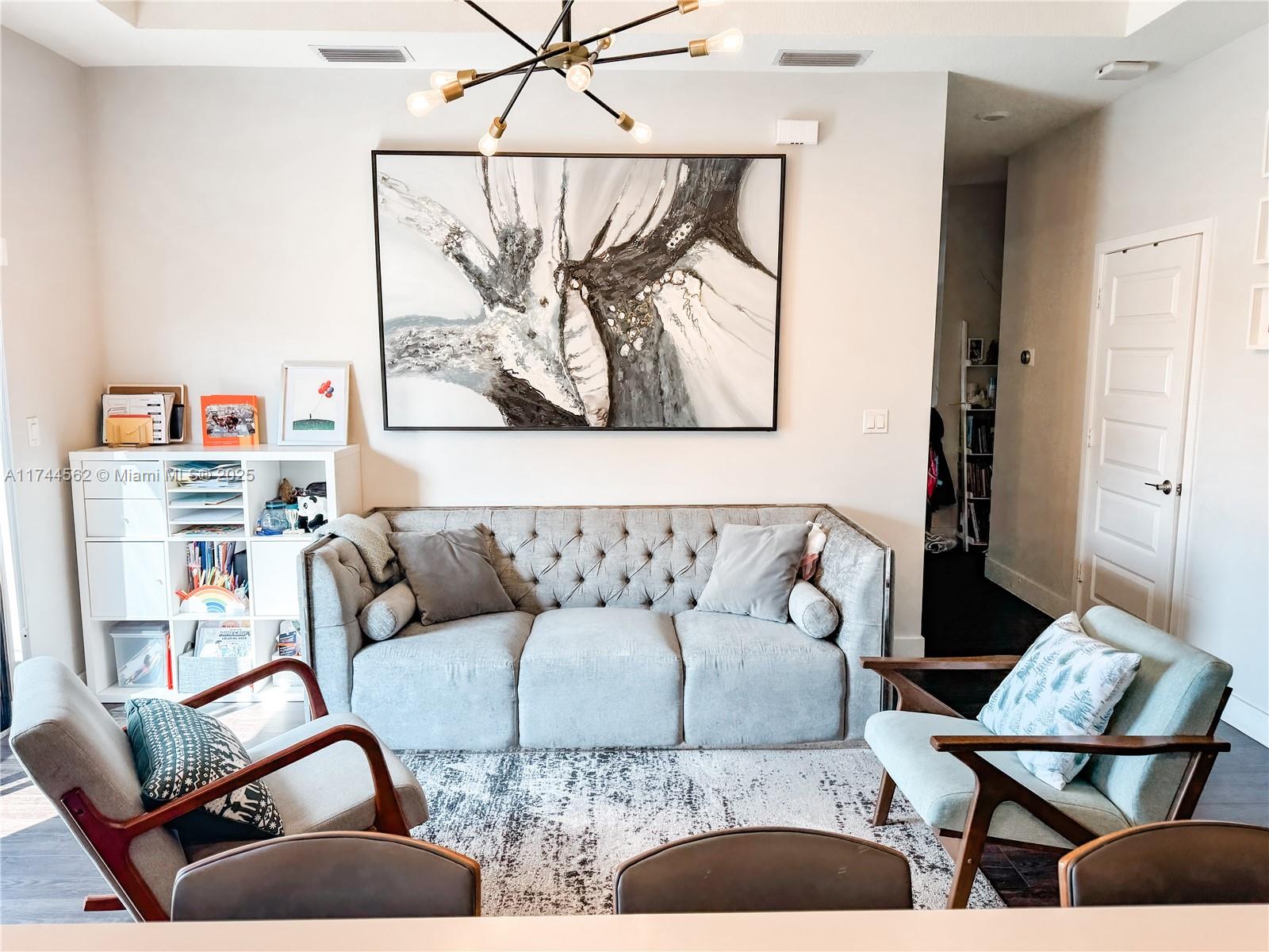 HIGHLAND AT PARK CENTRAL - Residential