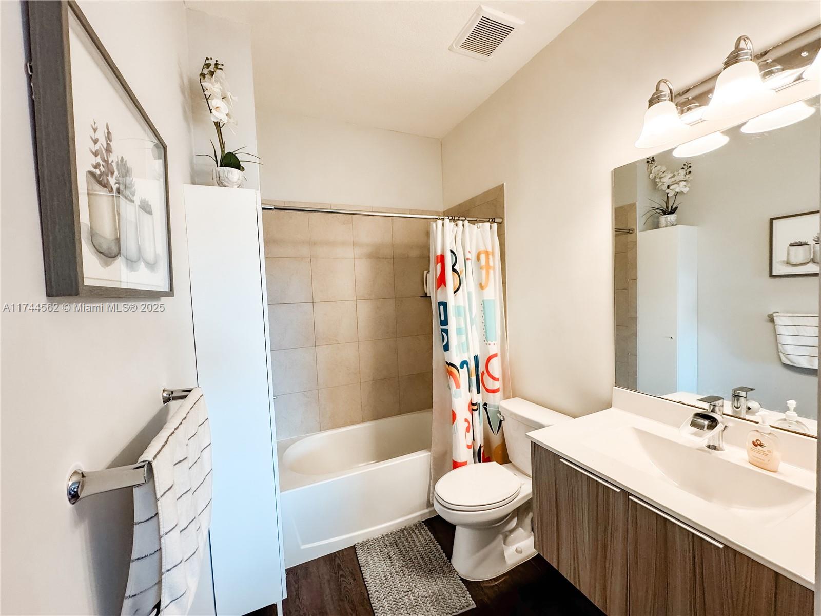 HIGHLAND AT PARK CENTRAL - Residential