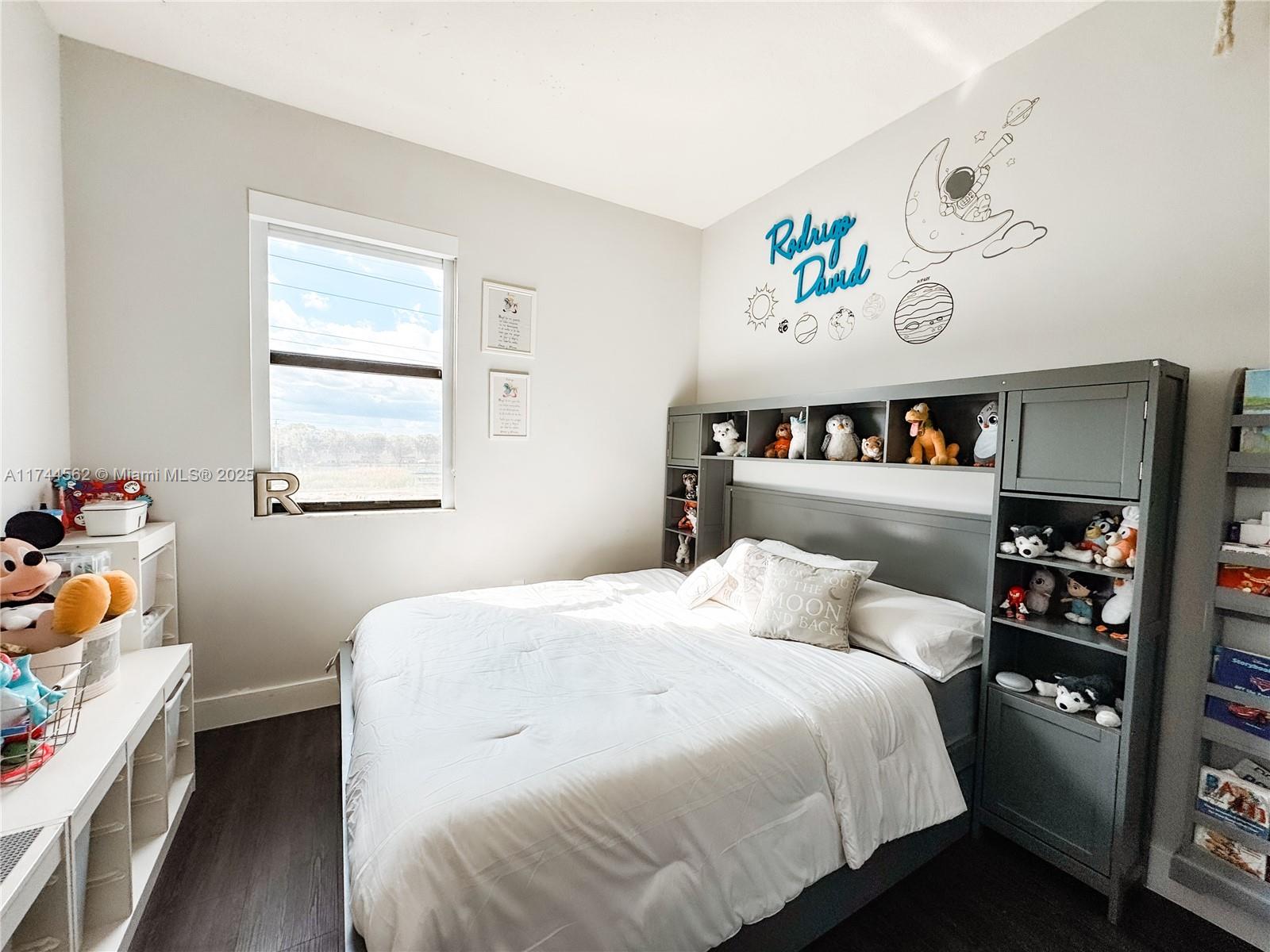 HIGHLAND AT PARK CENTRAL - Residential