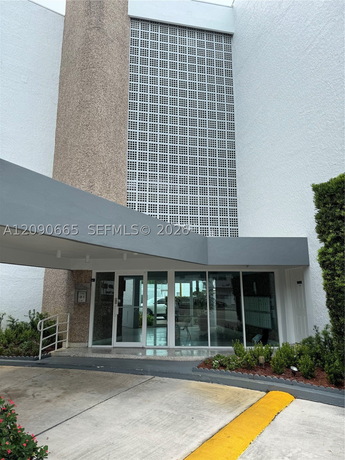 2690 SW 22nd Ave 504
