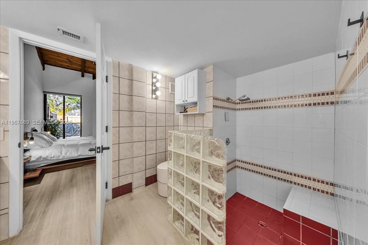 TAMERLANE - Residential