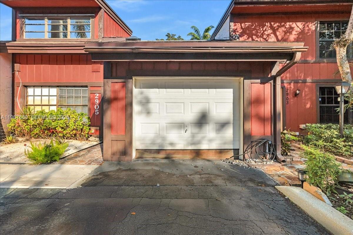 TAMERLANE - Residential