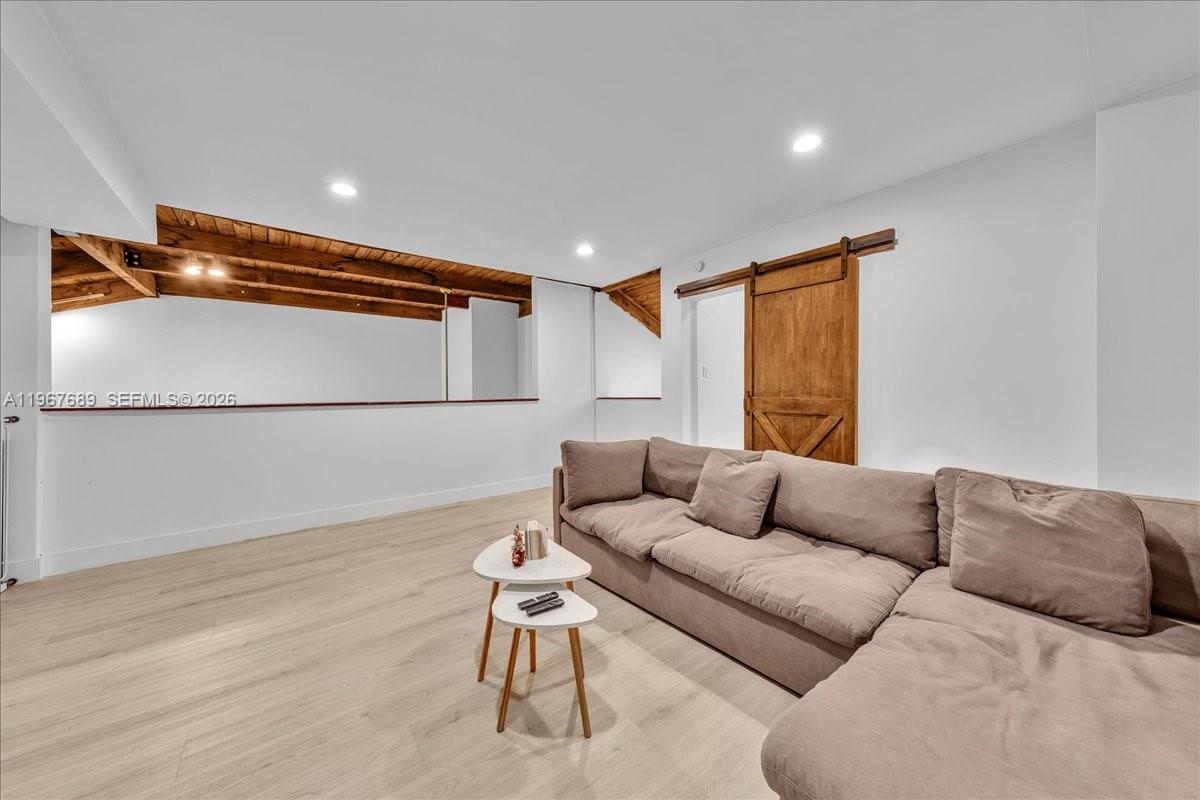 TAMERLANE - Residential