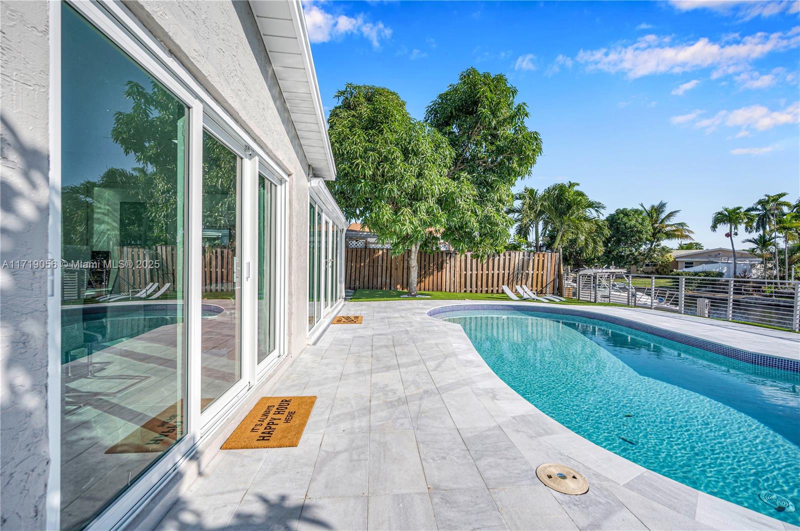 AVON ISLES - Residential