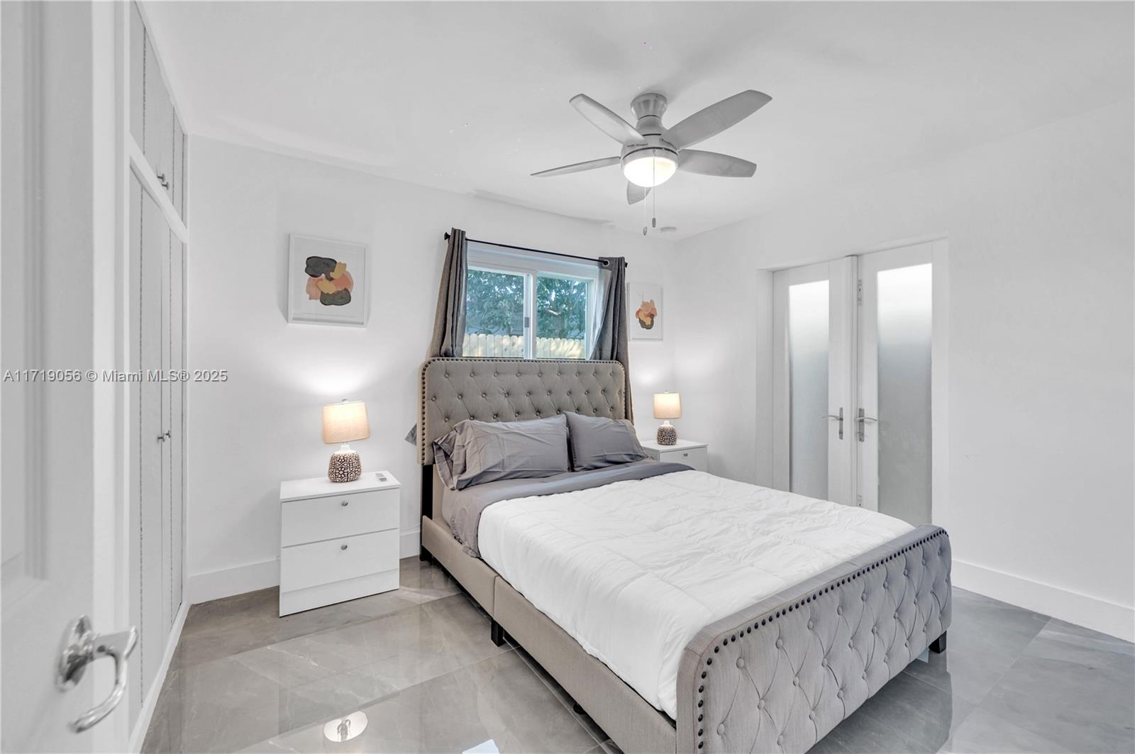 AVON ISLES - Residential