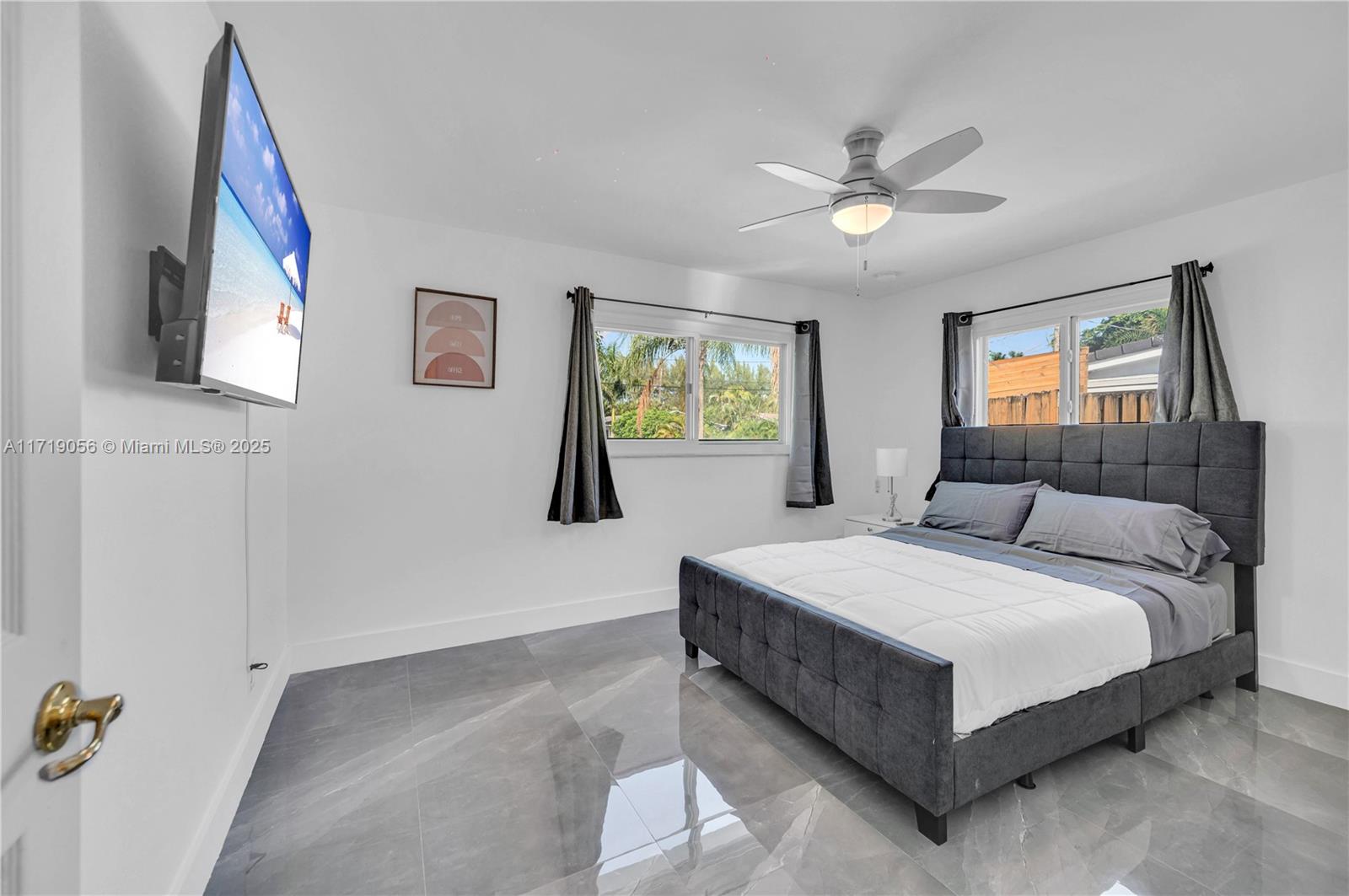 AVON ISLES - Residential
