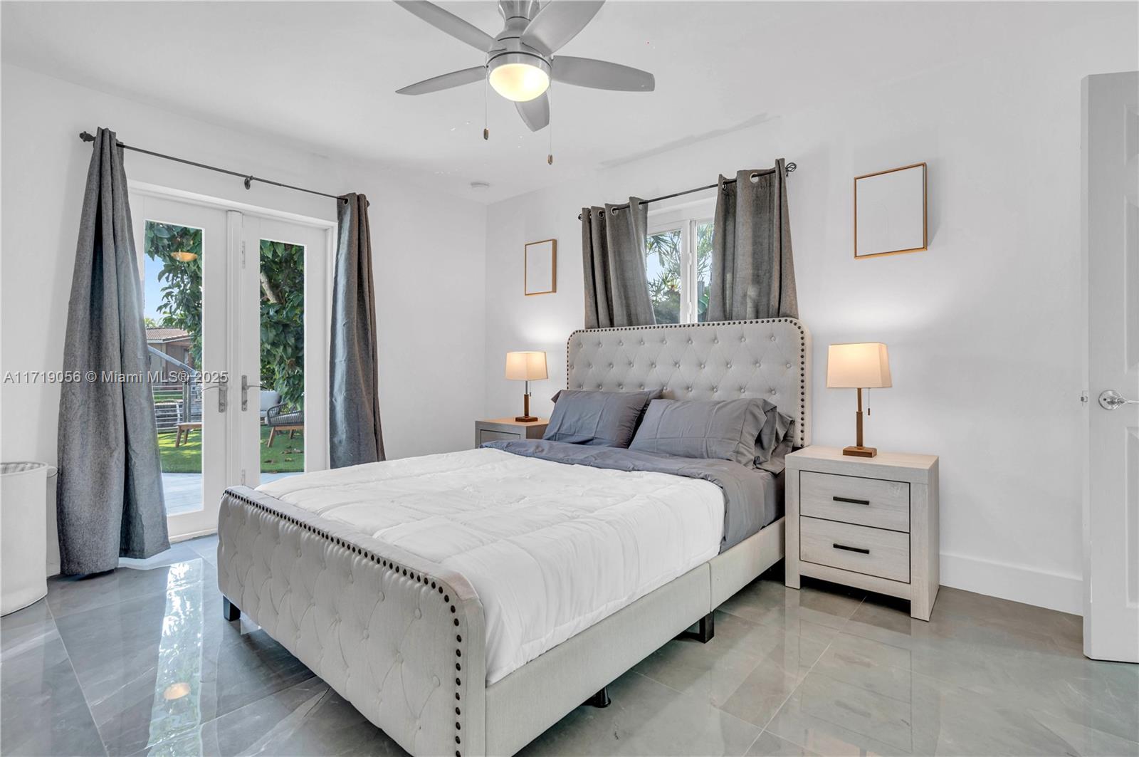 AVON ISLES - Residential
