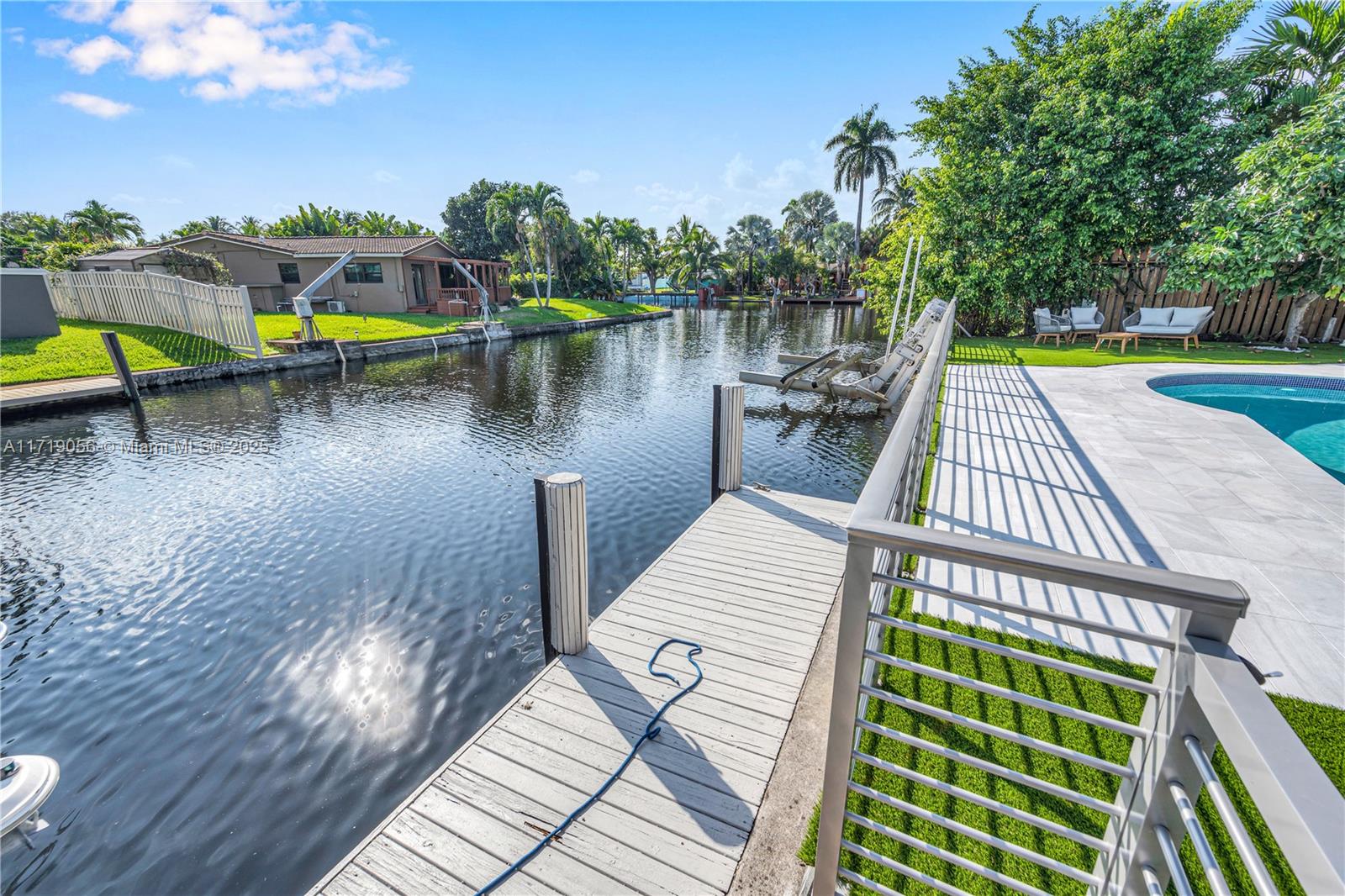 AVON ISLES - Residential