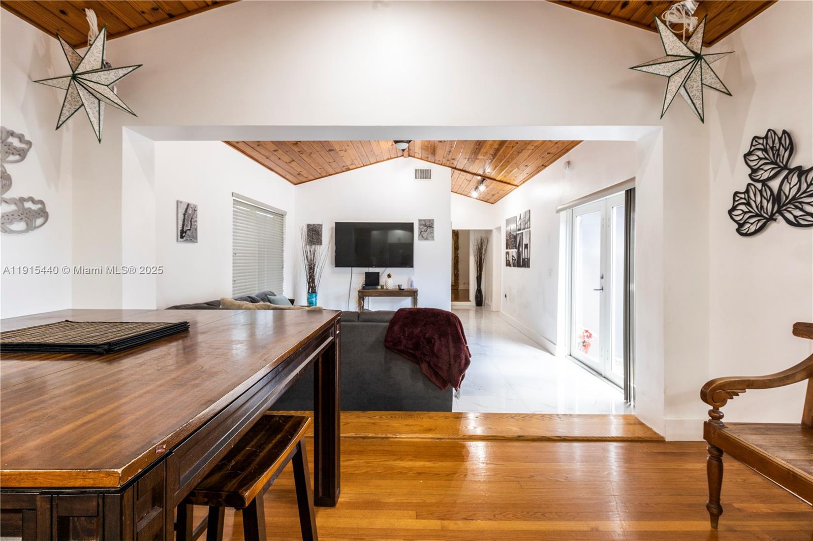 SHORECREST - Residential