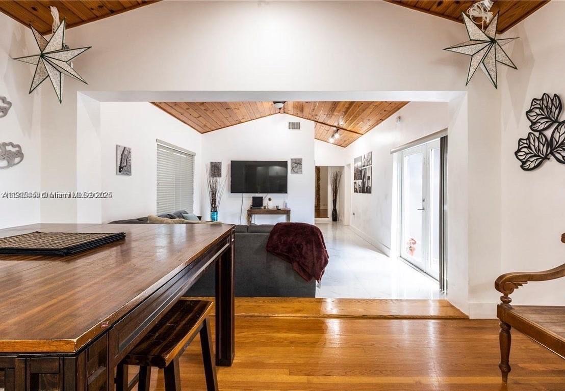 SHORECREST - Residential