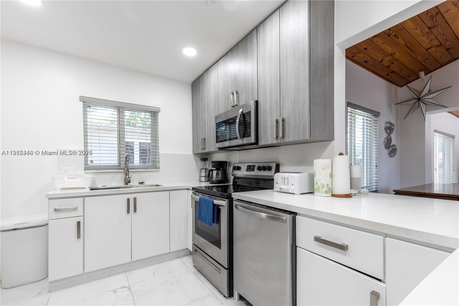 SHORECREST - Residential