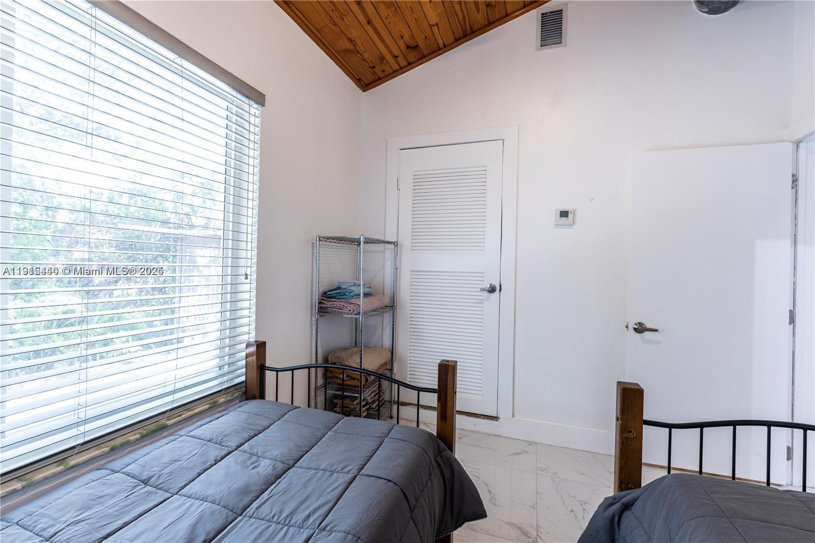 SHORECREST - Residential